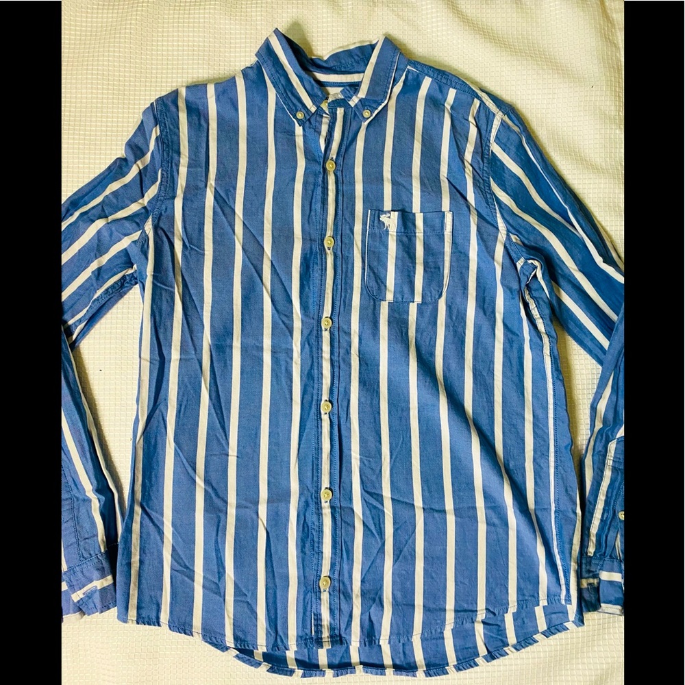 Boys size 15/16 Abercrombie and Fitch button down.